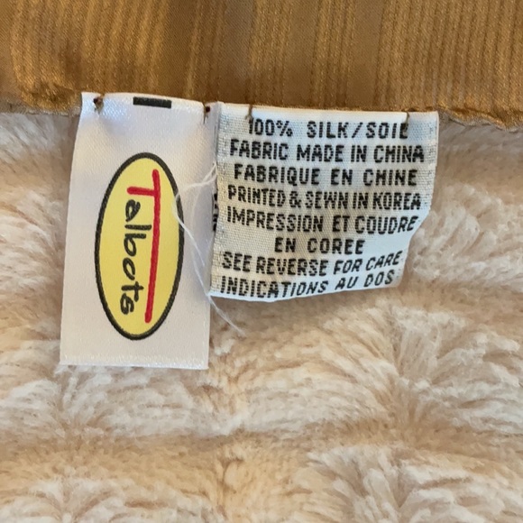 Talbots silk scarf - Picture 4 of 4